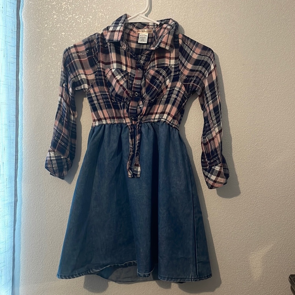 Girls size 8 dress